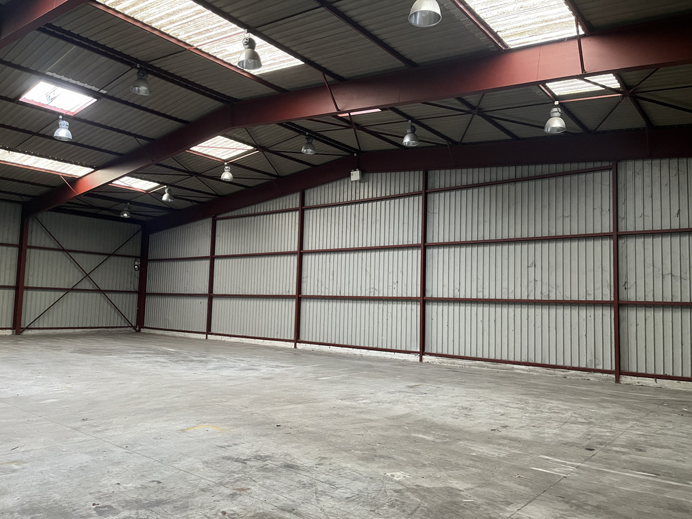 To let – 43,000 m² industrial plot, divisible, with the option to build bespoke premises tailored to your needs near Auxerre (89)