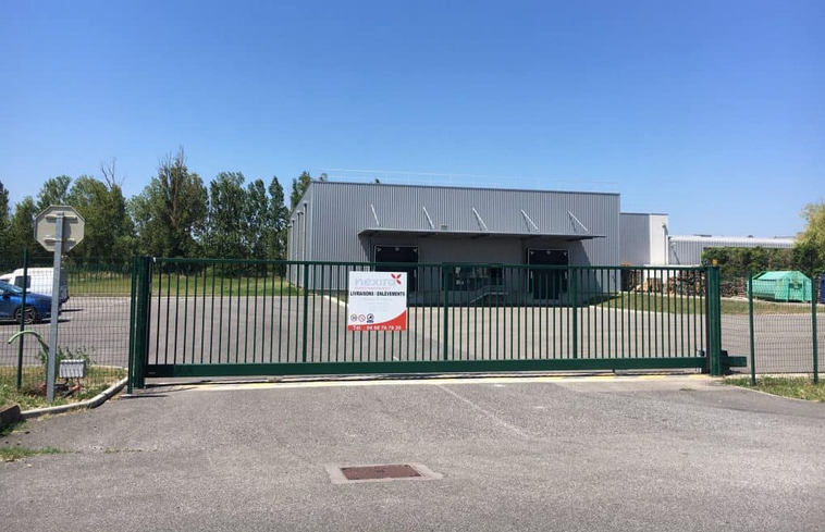 For sale – 3,120 m² of industrial premises in Bram, in the Aude department