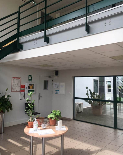 For sale – 3,120 m² of industrial premises in Bram, in the Aude department