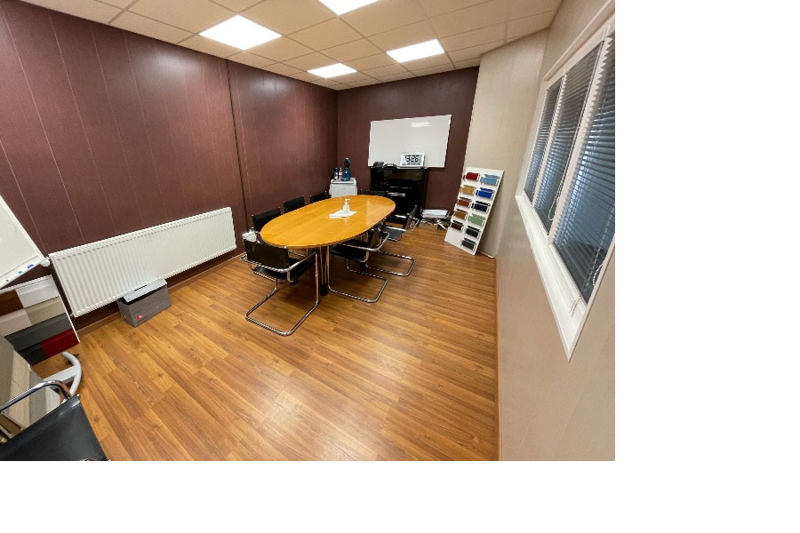 For sale – 4,100 m² of industrial premises in Thionville
