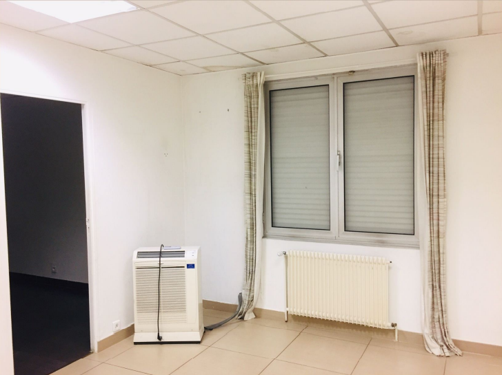 For sale or to let – offices and non-subdivisible business premises of 440 m² in Saint-Leu-la-Forêt (95)