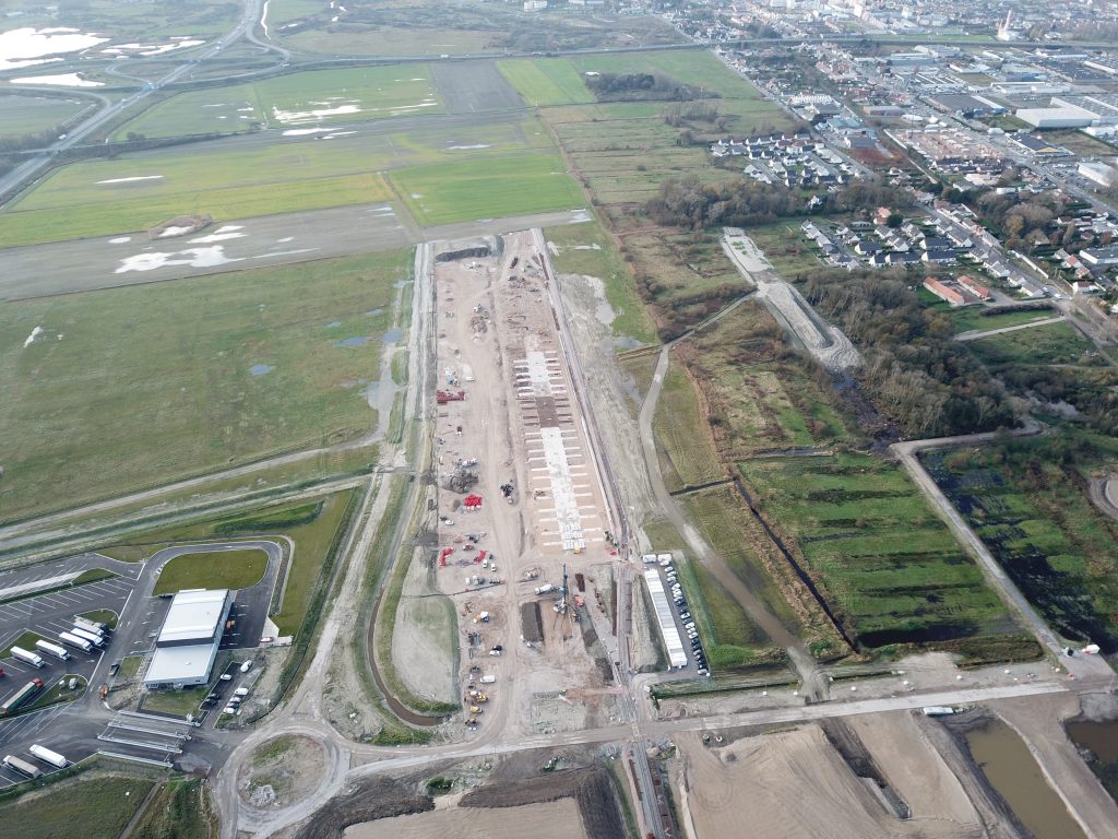 For sale – 10,827 m² plot of land in Calais