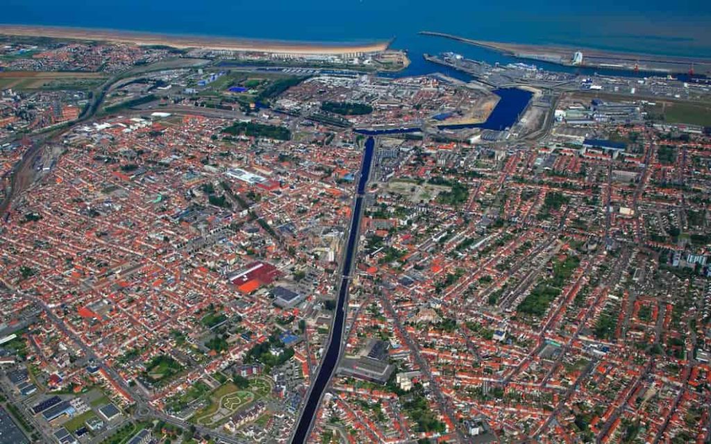 For sale – 8,890 m² industrial plot in the Turquerie business park in Calais – Pas-de-Calais (62)