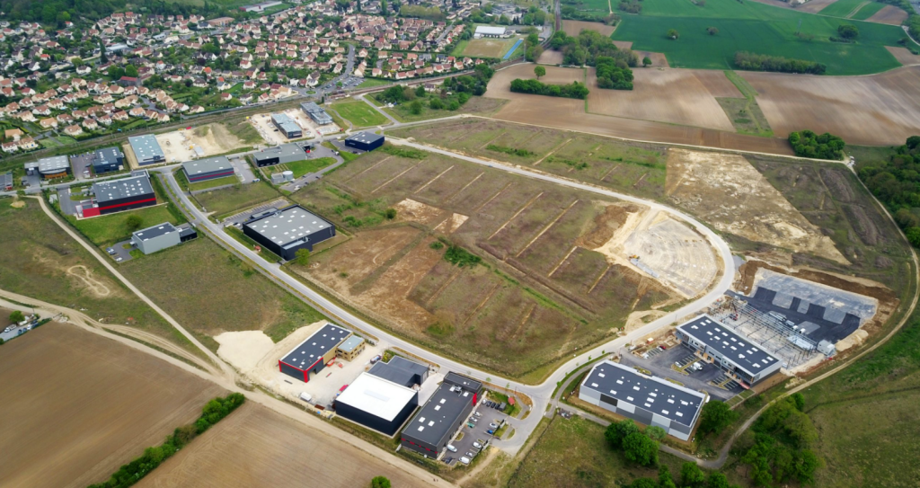 For sale – undivided plot of 23,272 m² in Frépillon