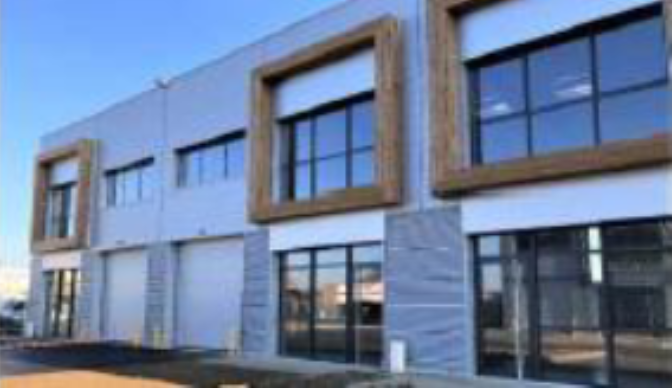 Industrial building of 6,677 m², divisible in units from 296 m², available to let in Toulouse