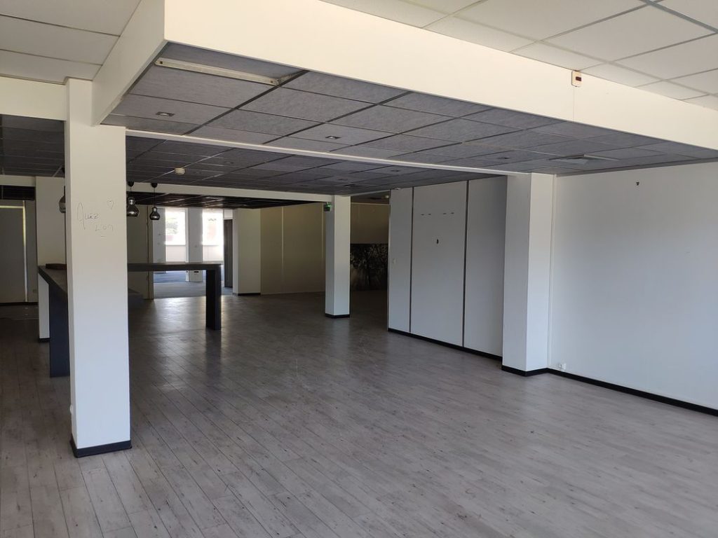 Offices to let in Strasbourg – 6,000 m²