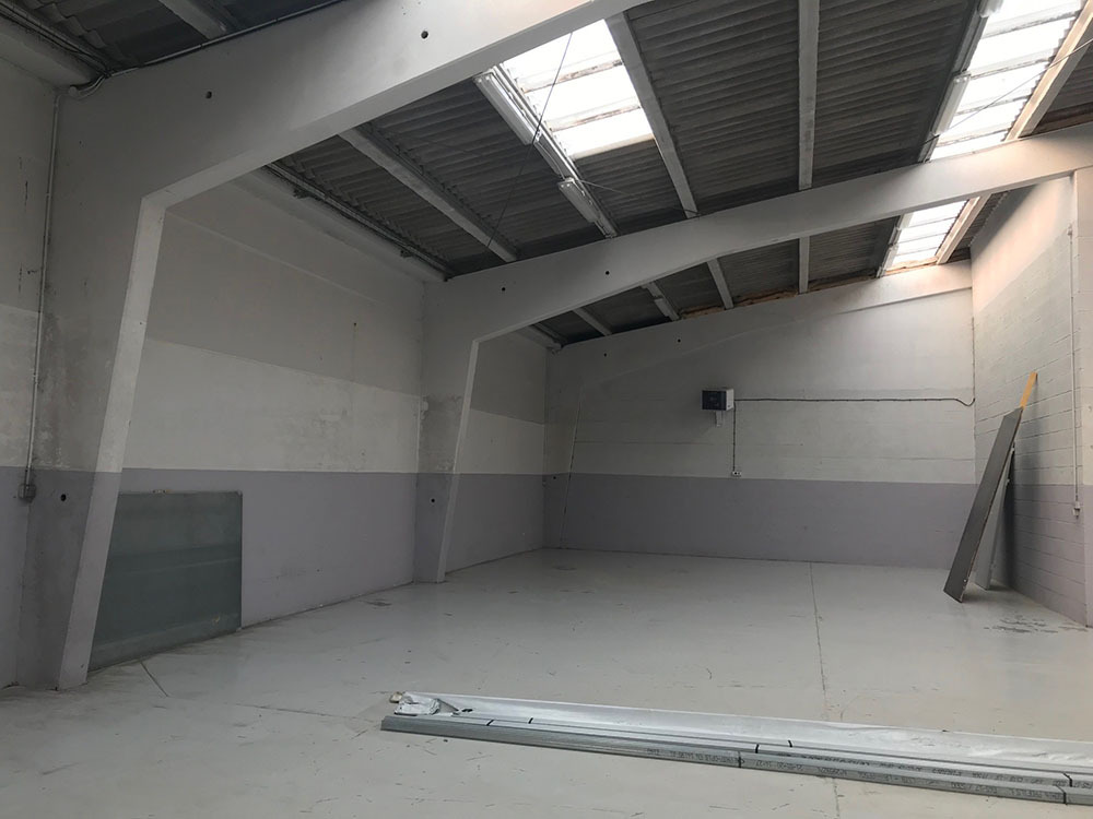 320 m² warehouse to let – Calais (62)