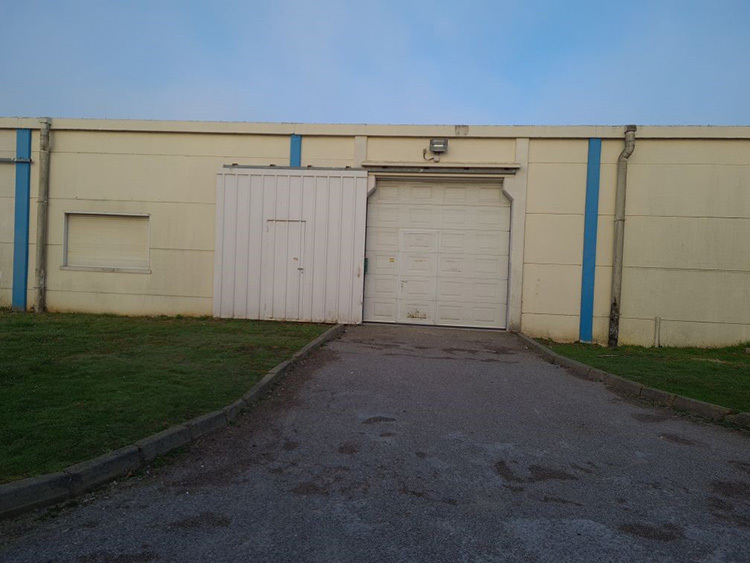 320 m² warehouse to let – Calais (62)