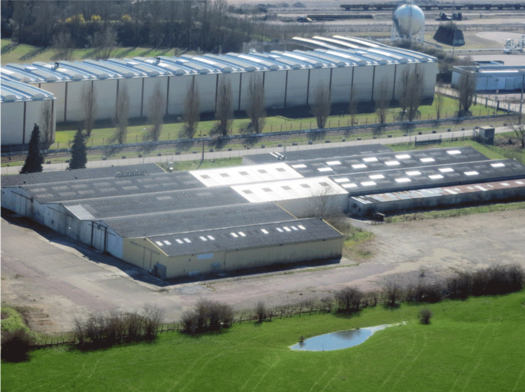 Warehouse of up to 5,600 m² for sale near Auxerre in the Yonne department