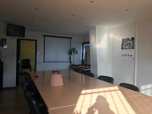 1,200 m² of business premises to let in the Les Estaches – Les Attaques industrial estate (62)