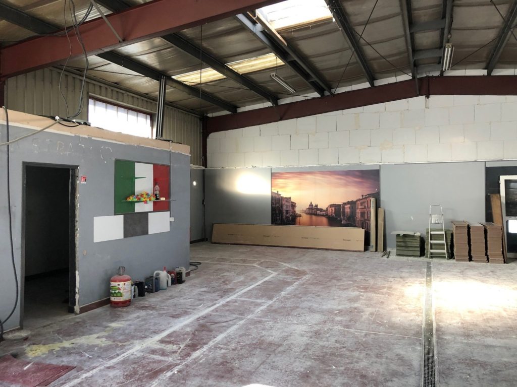 Rental of business premises with a floor area of 210 m² in Besançon