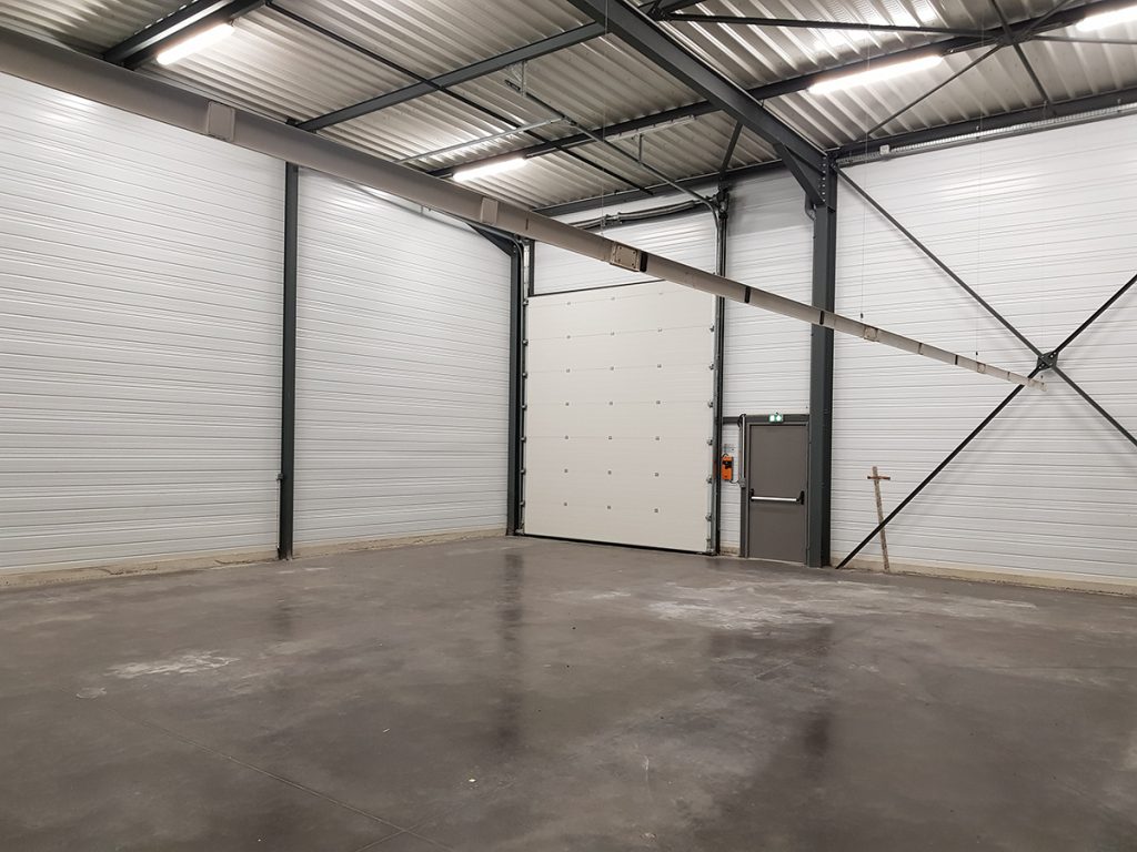 Business premises for rent, with a floor area of 440 m², near Montbéliard
