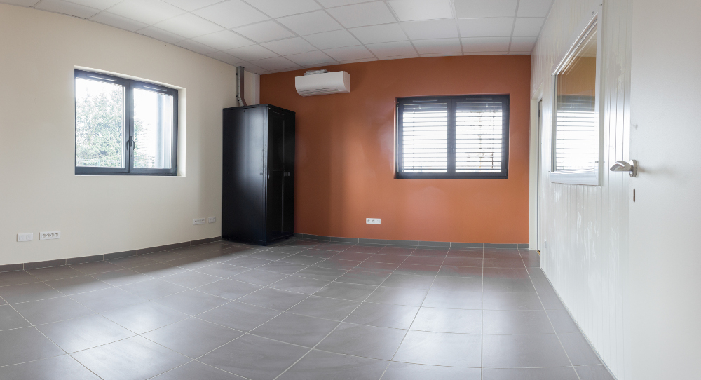 Offices for rent, ranging from 10 to 23 m², in a business incubator in Carpentras, Vaucluse