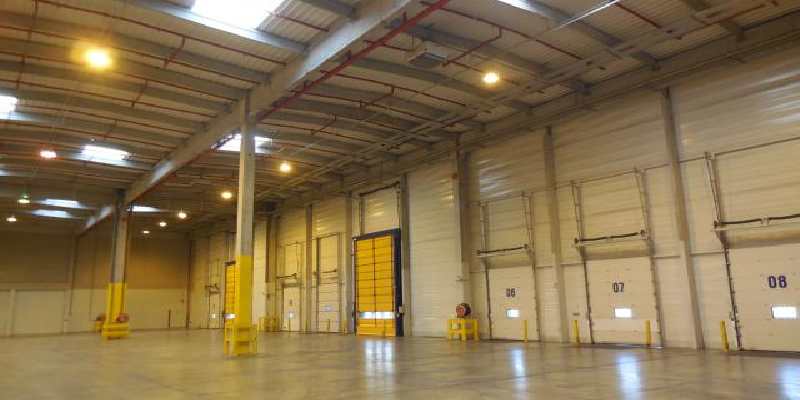 Several warehouses totalling 6,000 m² available for rent near Montbéliard