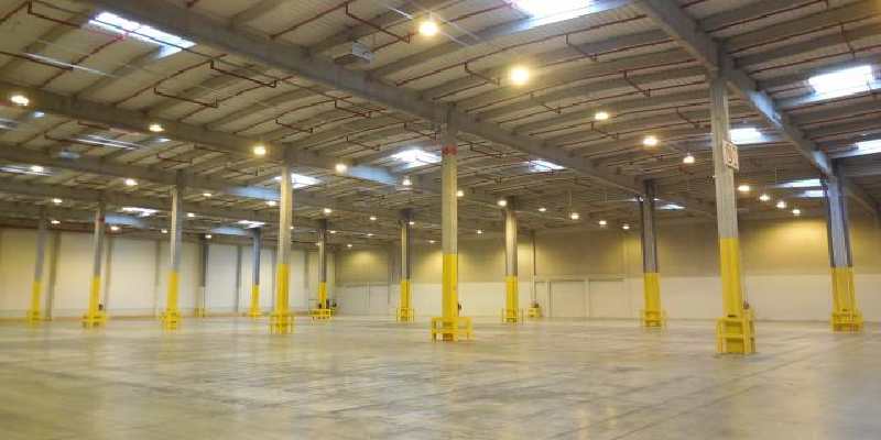 Several warehouses totalling 6,000 m² available for rent near Montbéliard