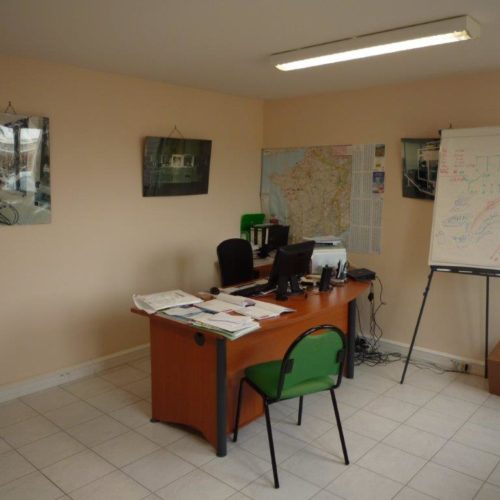 770 m² warehouse for rent near Auxerre