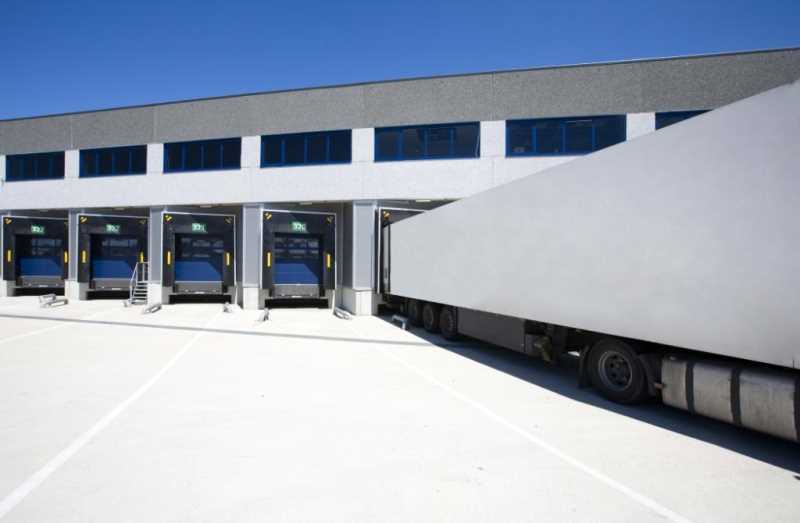 Warehouse for rent or sale in Perpignan – 30,000 m²