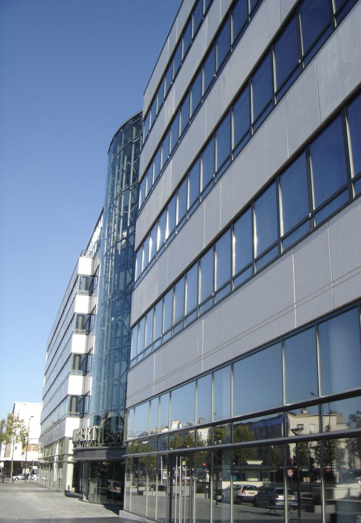 Commercial premises to let in Le Havre – La Gare business district