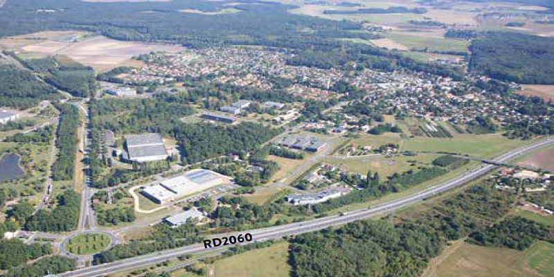 Industrial land for sale in Orléans