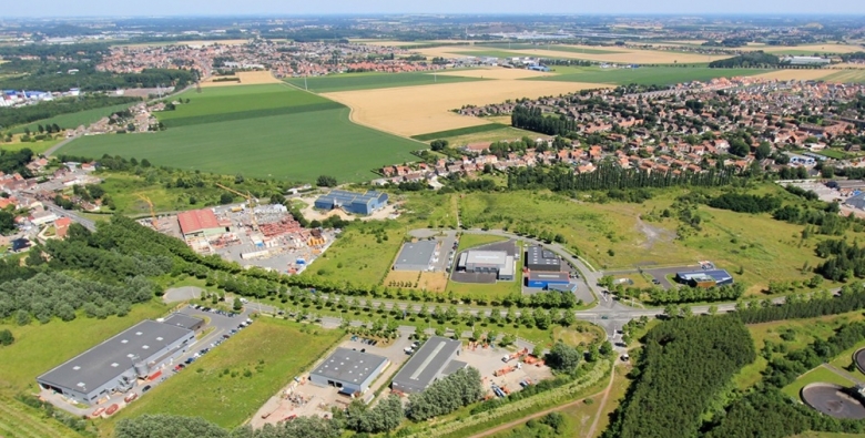 Industrial land in Pas-de-Calais, on the A1